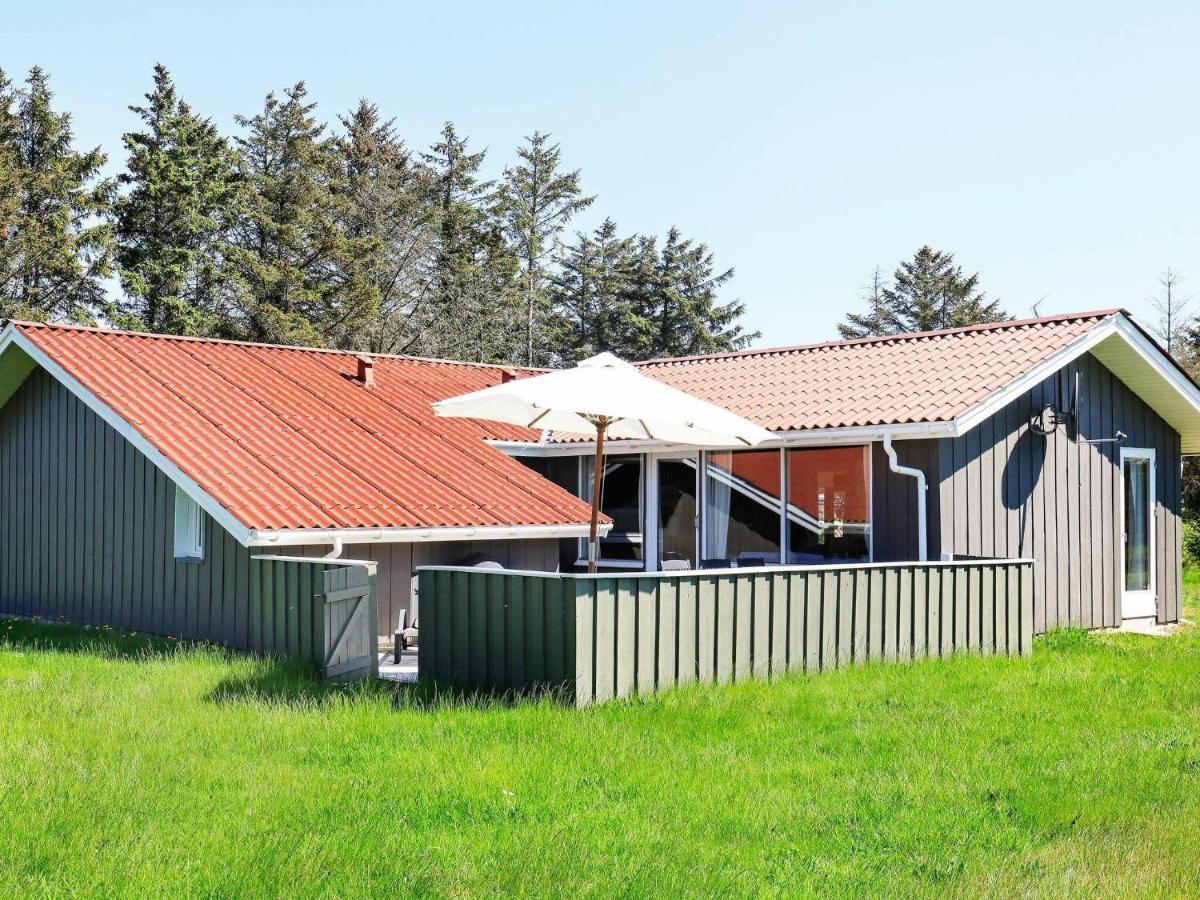 Holiday Home Lokken X ภายนอก รูปภาพ